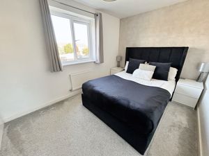 Bedroom- click for photo gallery